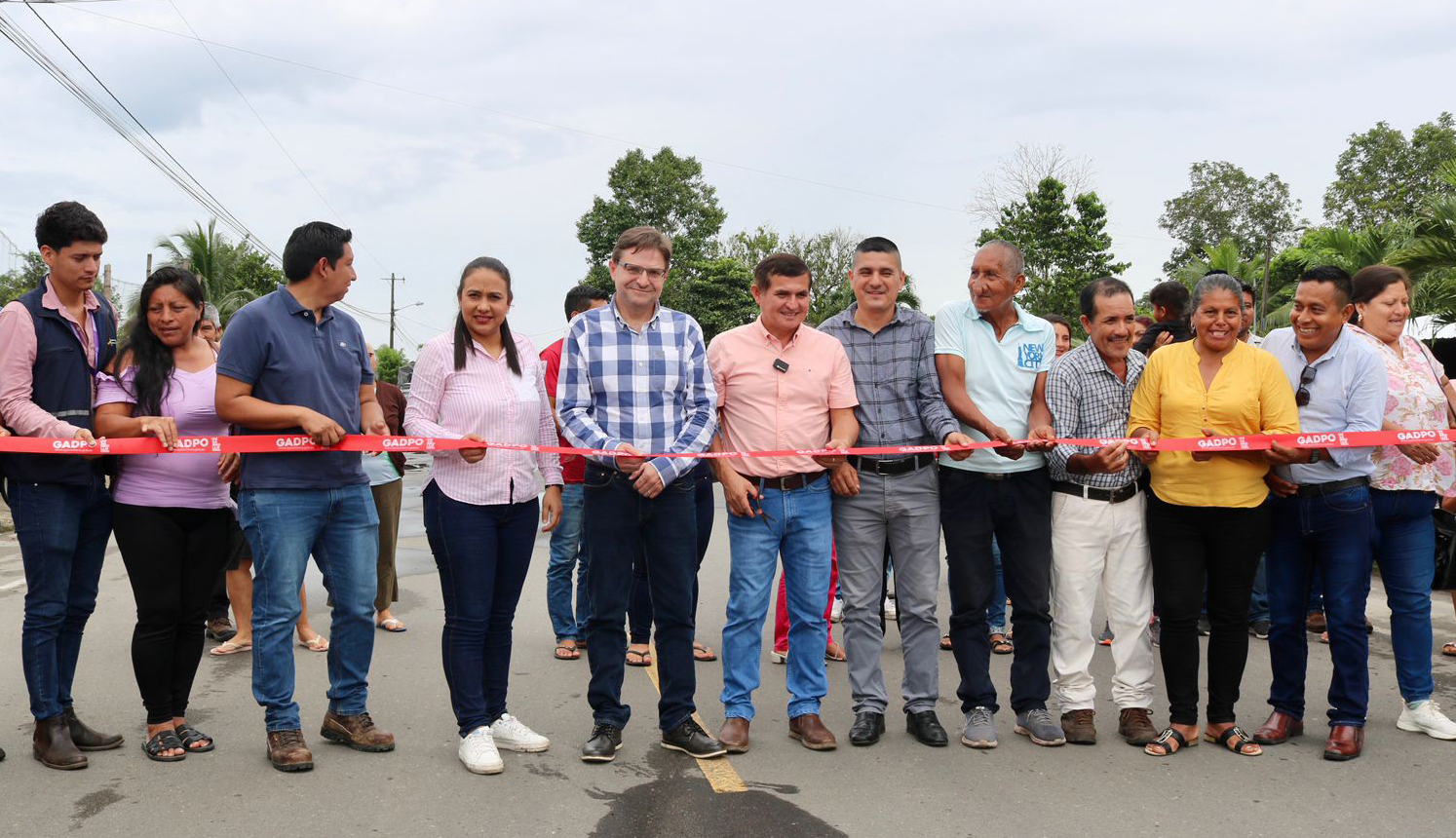 ORELLANA MEJORA LA RED VIAL RURAL GRACIAS A FINANCIAMIENTO DEL BDE B.P.