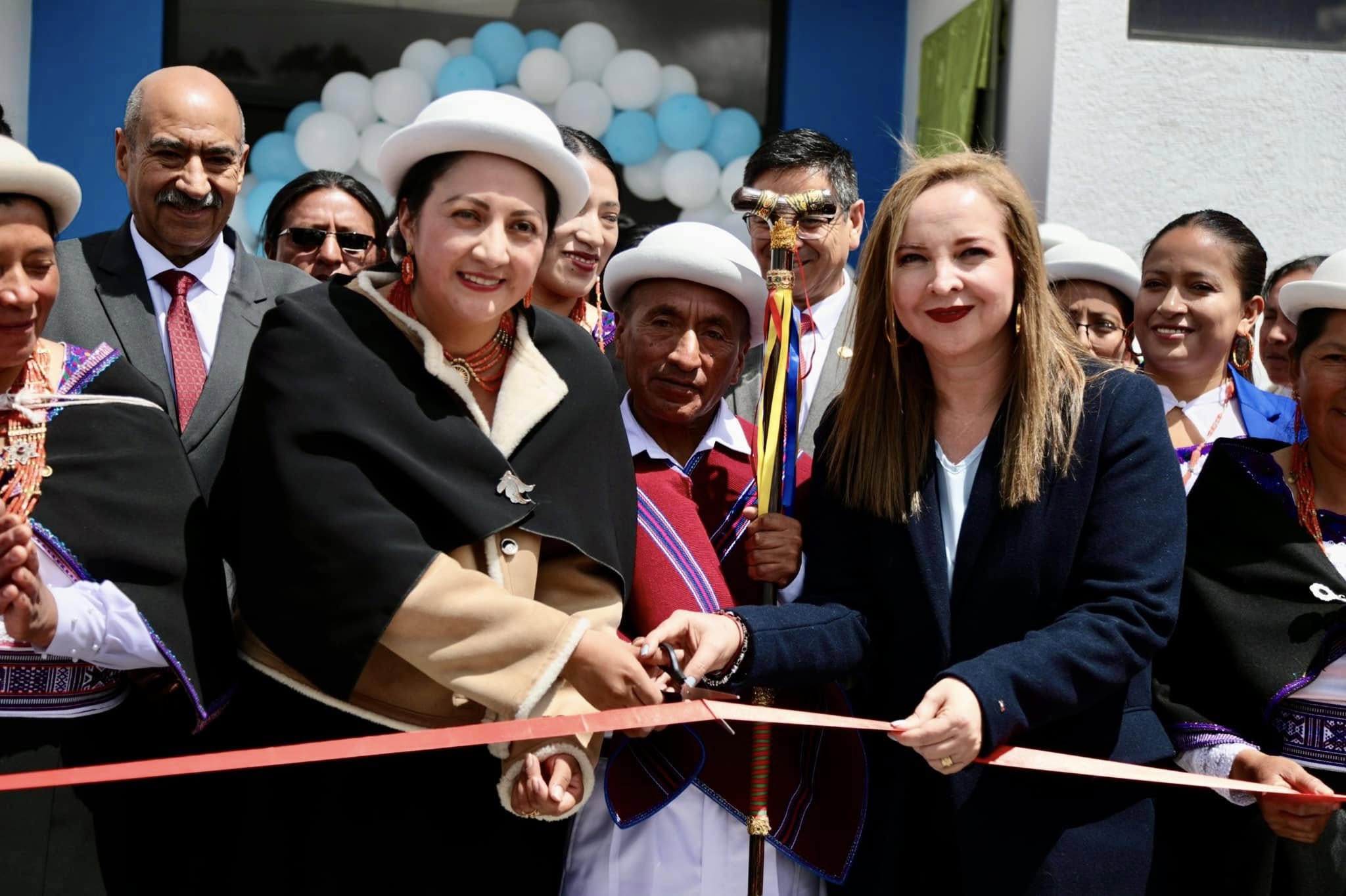 EL BDE B.P. INAUGURA PROYECTO DE AGUA POTABLE PARA LA PARROQUIA JUAN BENIGNO VELA (CHIBULEO)