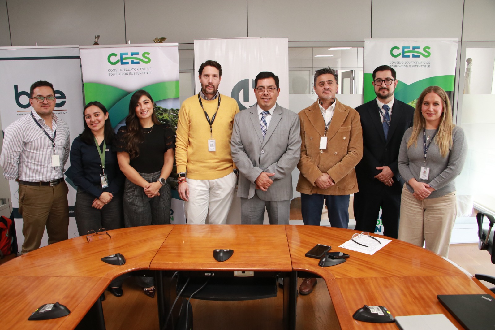 BDE B.P. Y CEES SUSCRIBEN CONVENIO PARA IMPULSAR INVERSIONES SOSTENIBLES EN EL SECTOR VIVIENDA