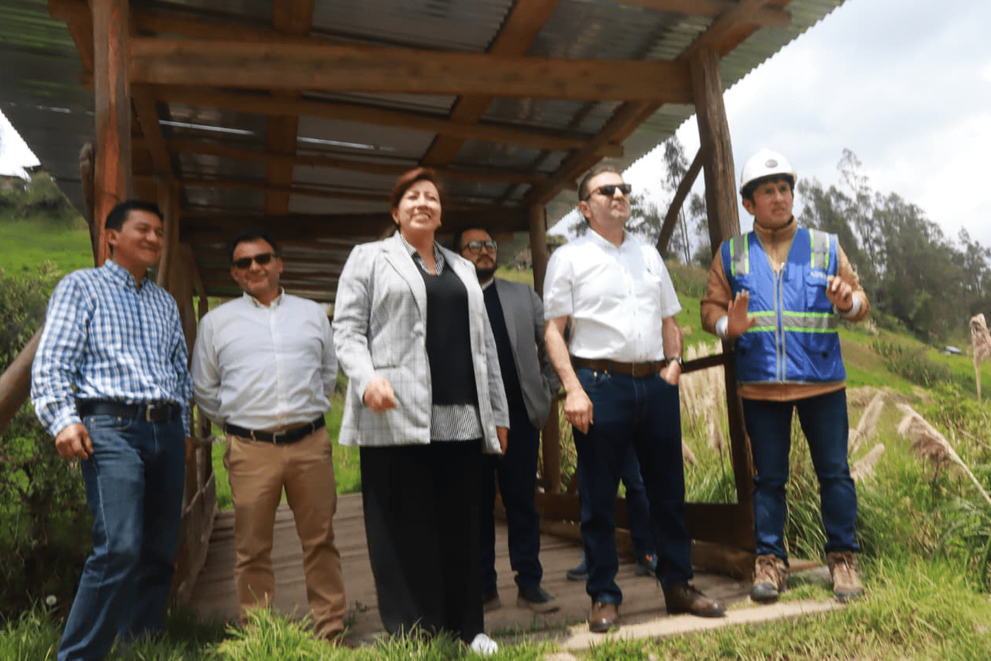 BDE B.P. REALIZA RECORRIDO DE OBRAS QUE SUMAN MAS DE 1.3 MILLONES, EN BIBLIÁN