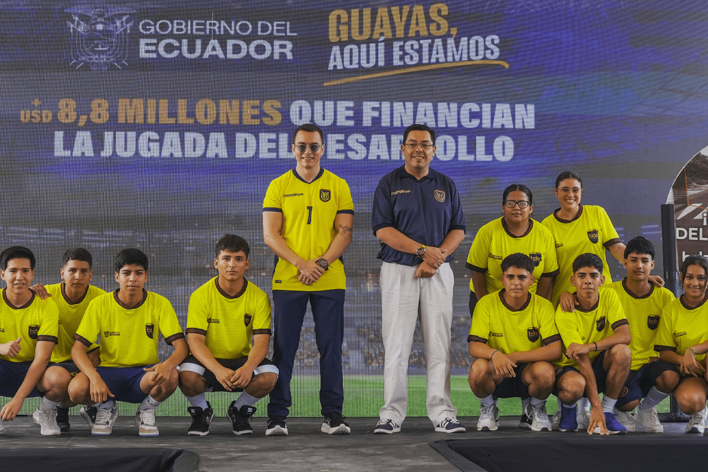 EL EMPALME CELEBRÓ LA JUGADA DEL DESARROLLO JUNTO AL PRESIDENTE DANIEL NOBOA Y EL BANCO DE DESARROLLO DEL ECUADOR B.P.