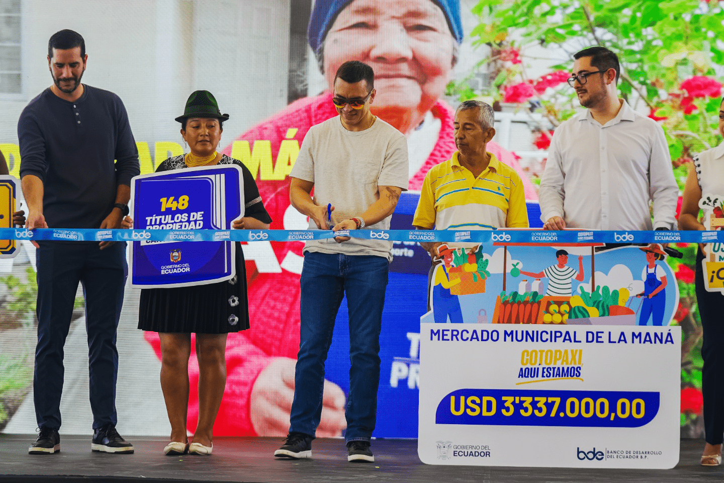 SE INAUGURA EL NUEVO MERCADO MUNICIPAL Y TRANSFORMA EL COMERCIO DEL CANTÓN