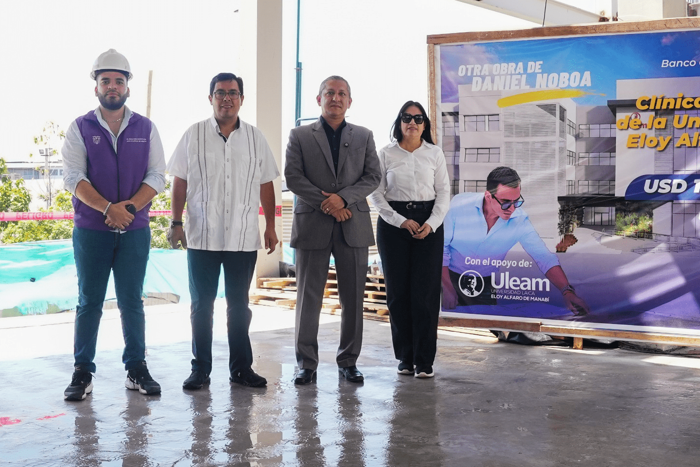 EL ALCANTARILLADO SANITARIO EN FLAVIO ALFARO Y LA CLÍNICA DE SIMULACIÓN DE LA ULEAM, SON OBRAS FINANCIADAS POR EL BDE B.P. QUE LLEVAN PROGRESO A MANABÍ