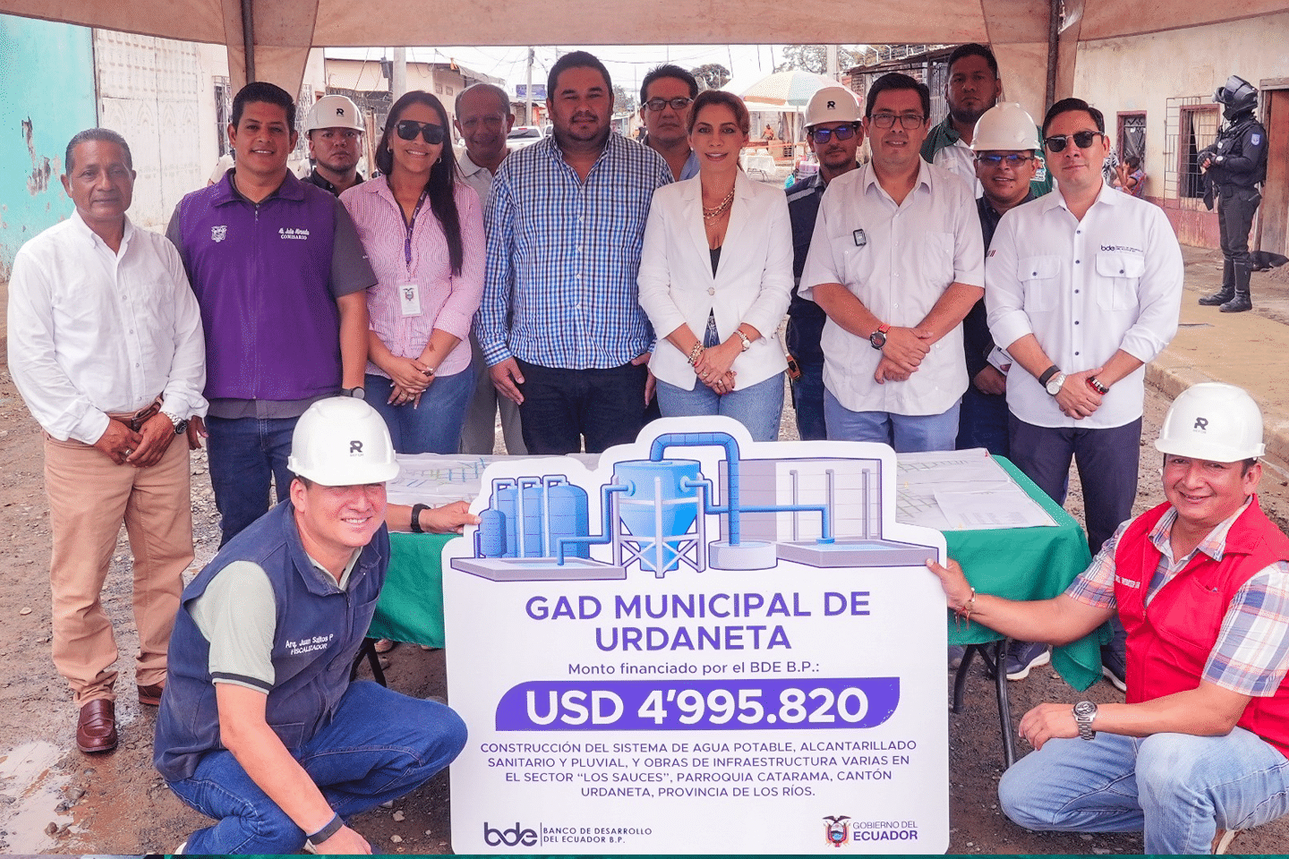URDANETA AVANZA CON OBRAS DE AGUA Y VIALIDAD CON FINANCIAMIENTO DEL BDE B.P.
