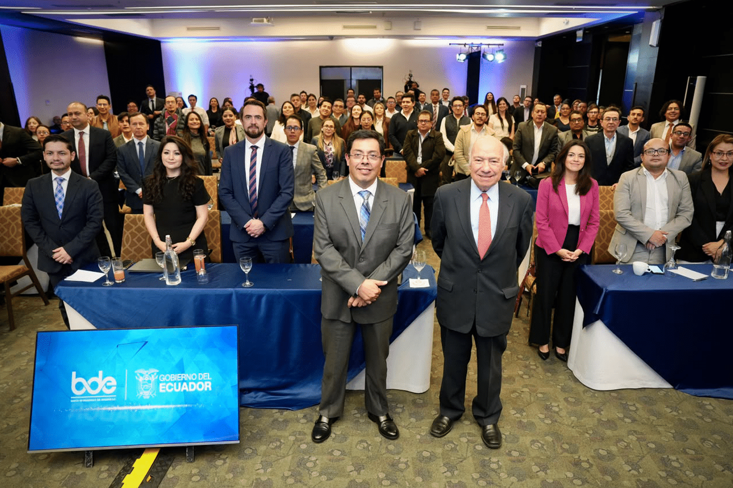 EXPERTOS INTERNACIONALES ANALIZARON NUEVOS MODELOS DE FINANCIAMIENTO PARA IMPULSAR LA OBRA PÚBLICA EN ECUADOR